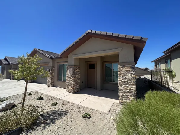 1368 Harker Ct, Bullhead City, AZ 86429