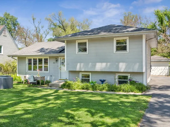 916 Lacey Ave, Lisle, IL 60532