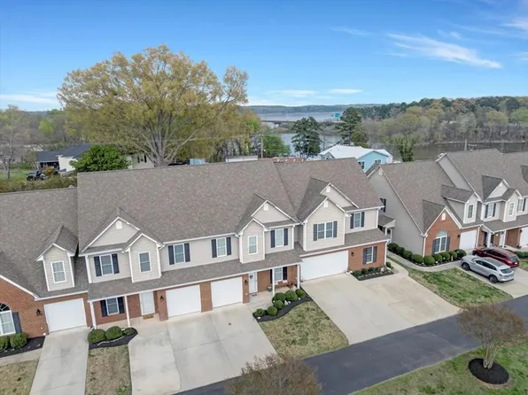 113 Marina Cv, Clarksville, VA 23927