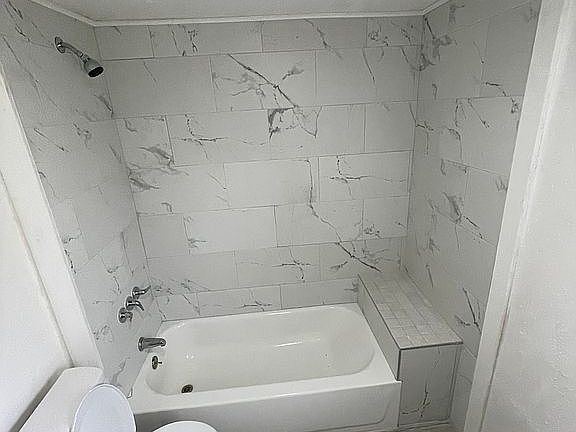3rd image of 78 Marilyn Ave