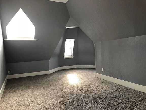 2nd image of 1741 N Farwell Ave