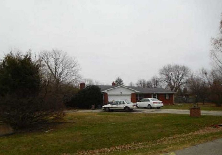 1st image of 3005 S Kercheval Dr