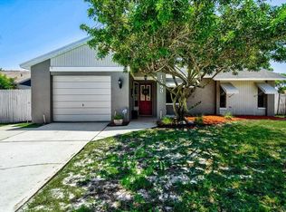 1243 Persimmon Dr, Holiday, FL 34691