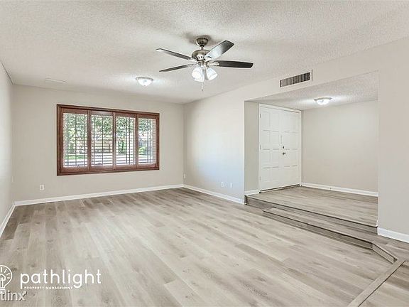 4th image of 8334 N 57th Dr