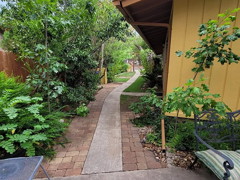 Southside walk way