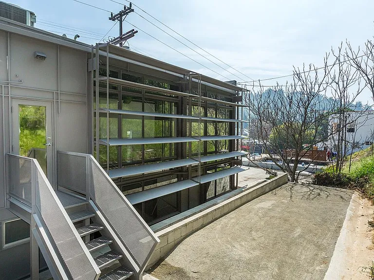 2225 Hyperion Ave #B — Photo 16