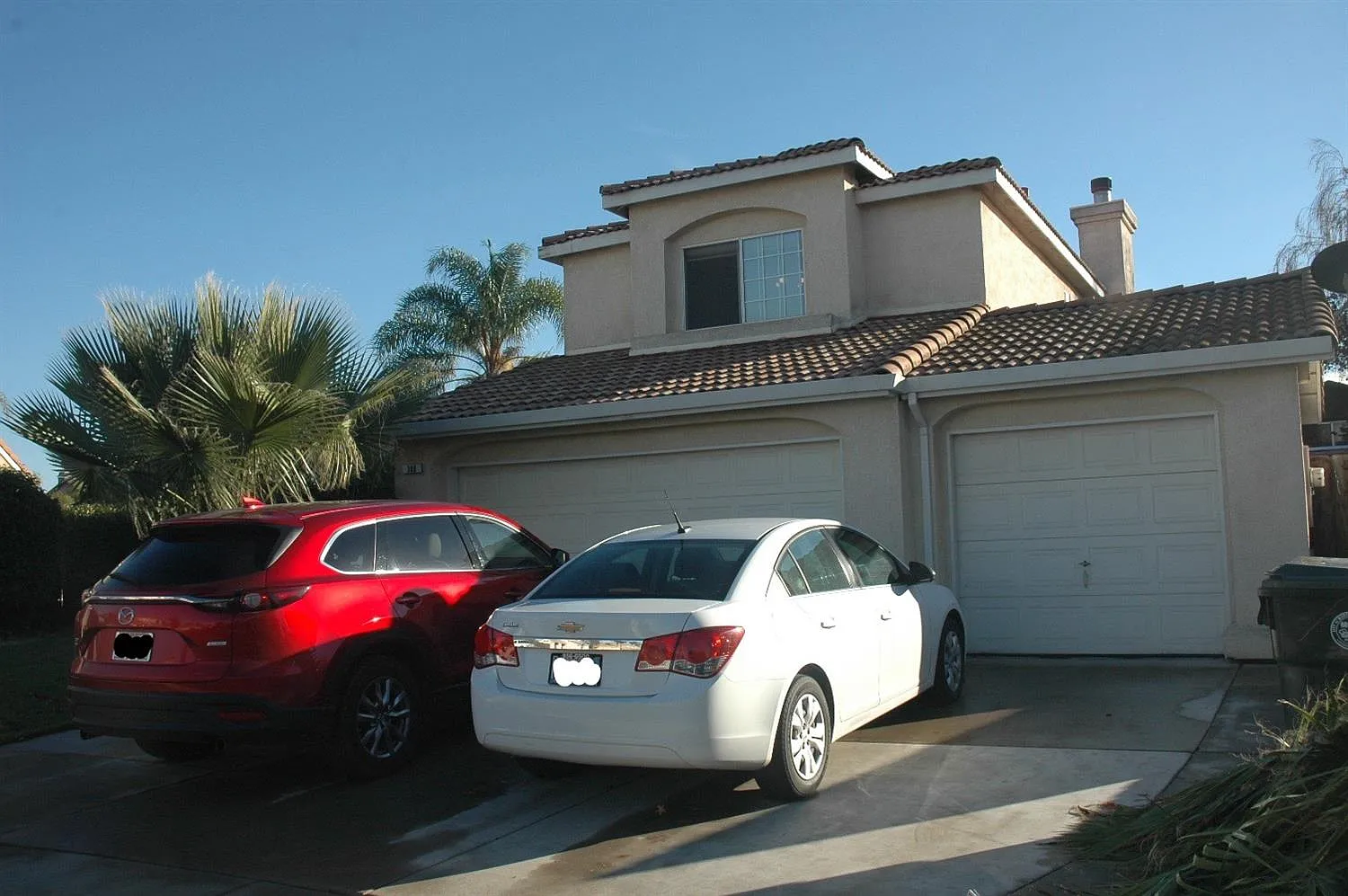 388 Teresa Pl photo 1