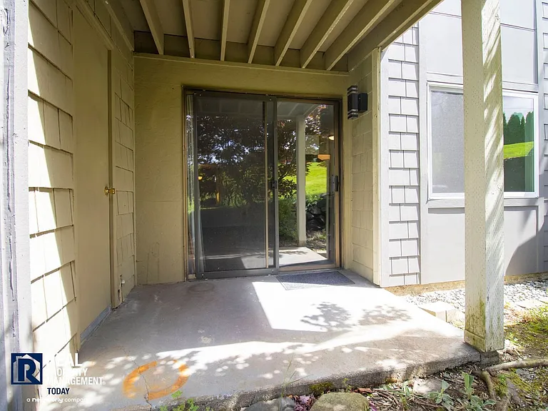 2020 Grant Ave S #M103 — Photo 16