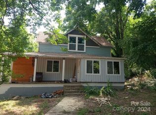 895 N Trade St, Tryon, NC 28782