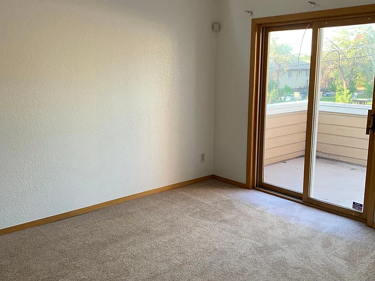 2873 Springdale Ln — Photo 29