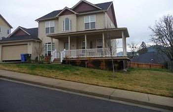 5th image of 302 Woodville Way
