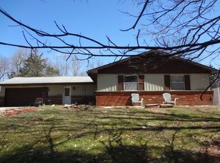 6930 Beechwood Dr, Athens, OH 45701