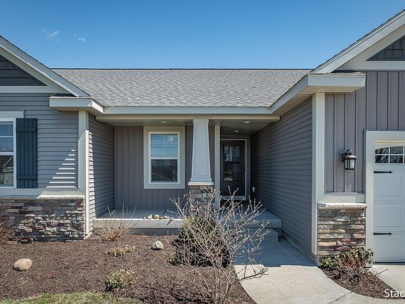 2nd image of 3461 Creekview Ct