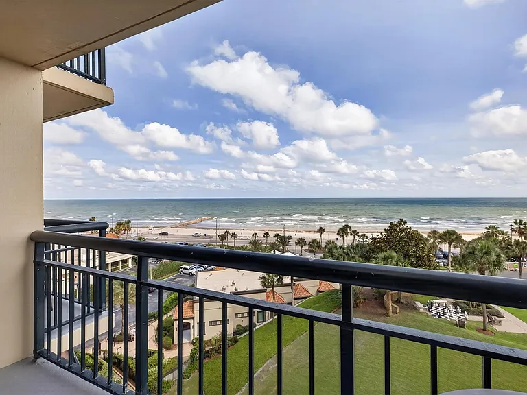 5220 Seawall Blvd #735 — Photo 9