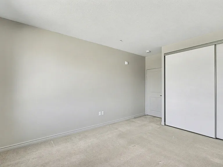 660 Garibaldi Ave — Photo 25