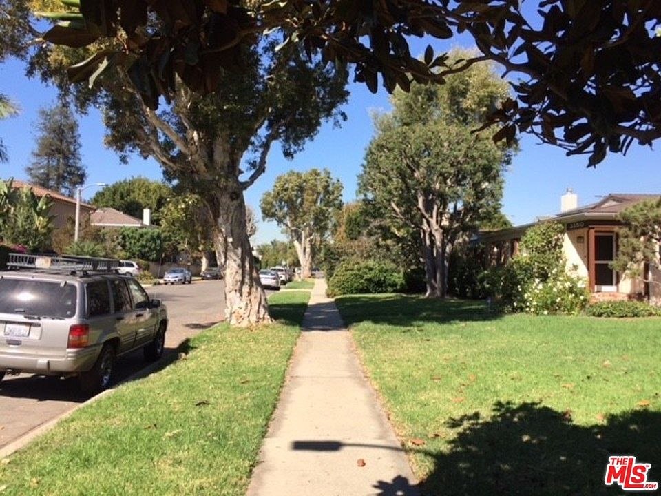 2nd image of 3156 Stoner Ave