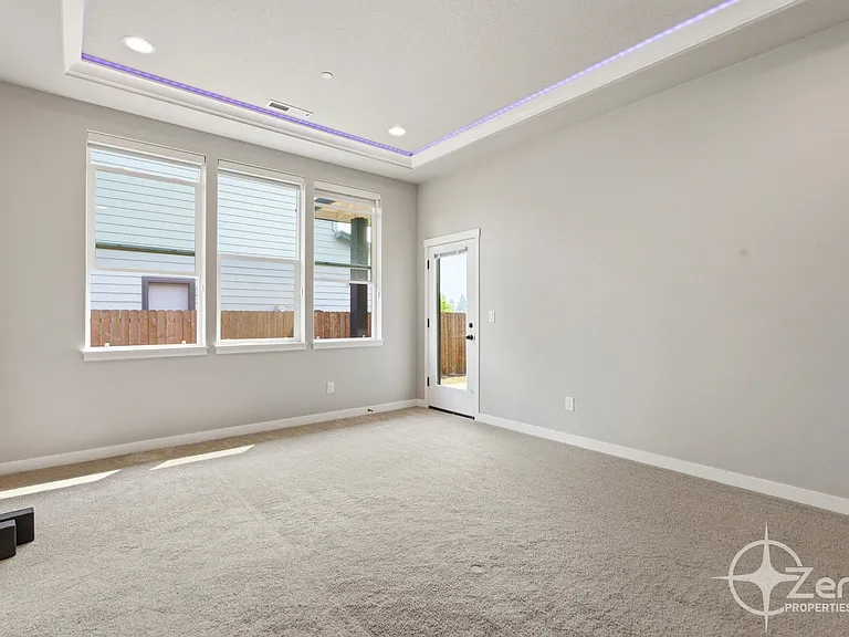 2225 NE 82nd St — Photo 23