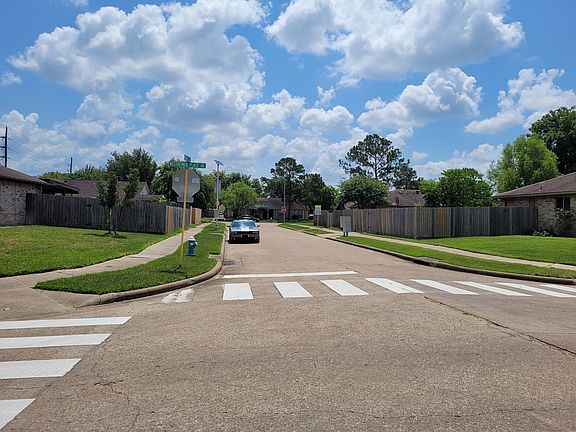 5th image of 16330 Kensley Dr