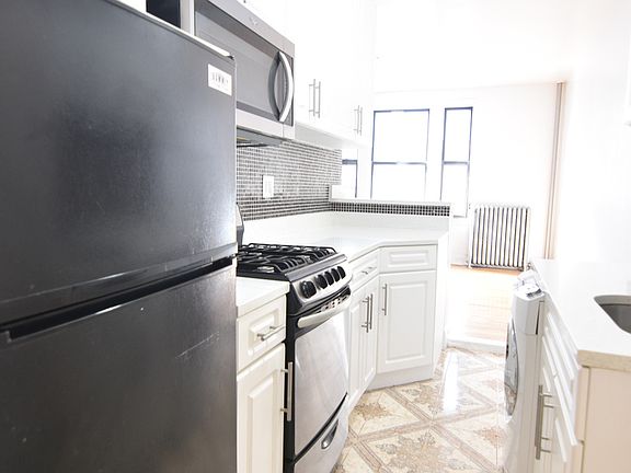 2nd image of 603 W 184th St APT 3EF