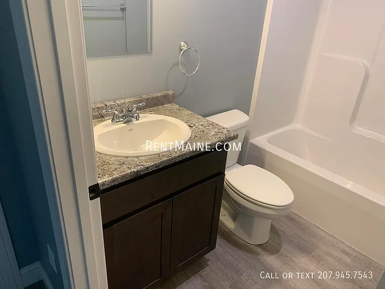 9 Twin Oak Dr — Photo 11