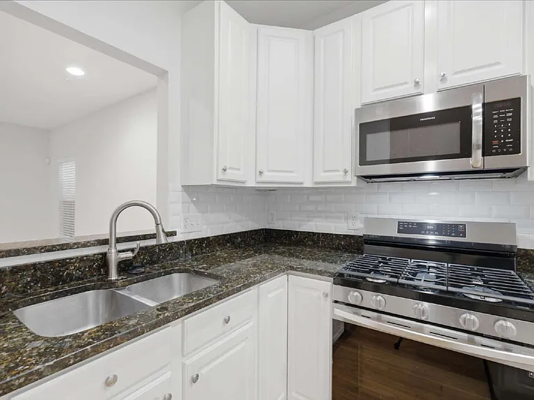 45570 Trestle Ter — Photo 10