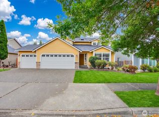 1952 SW 352nd St, Federal Way, WA 98023