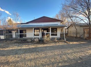120 E 12th St, Cimarron, NM 87714