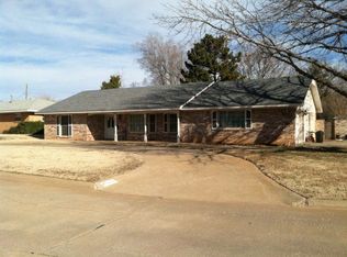 3606 Cherokee Dr, Woodward, OK 73801