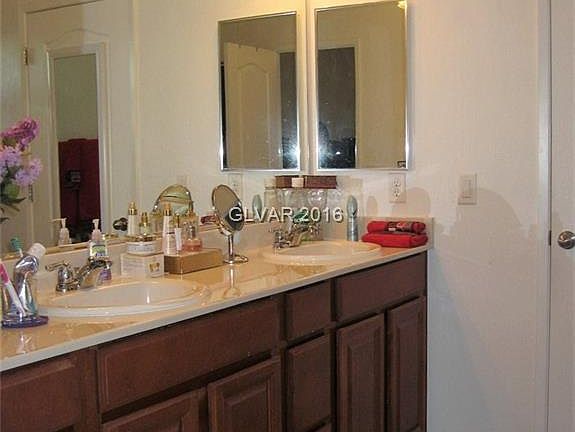 5th image of 4929 Blue Rose St