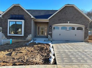 538 Ridge Top Ct, Eureka, MO 63025