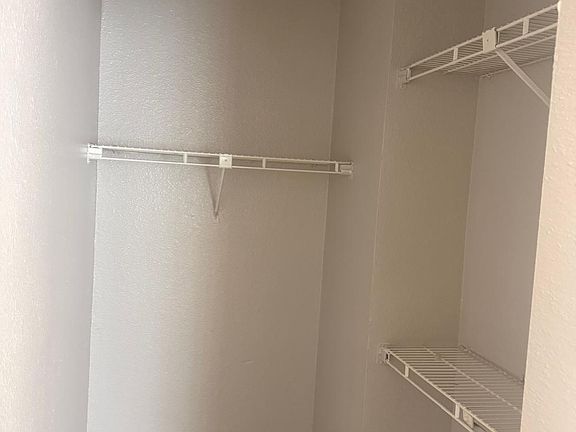 5th image of 5033 W Wilson St #221