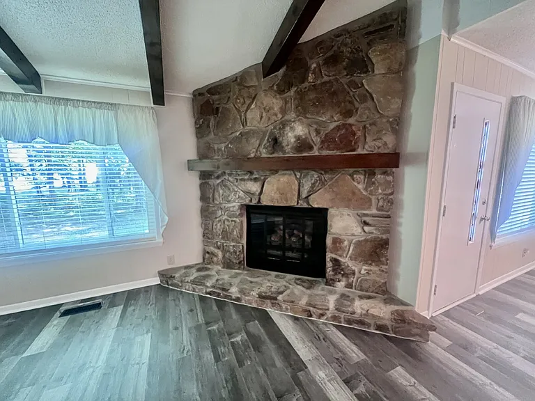 19 Woodland Ter — Photo 12