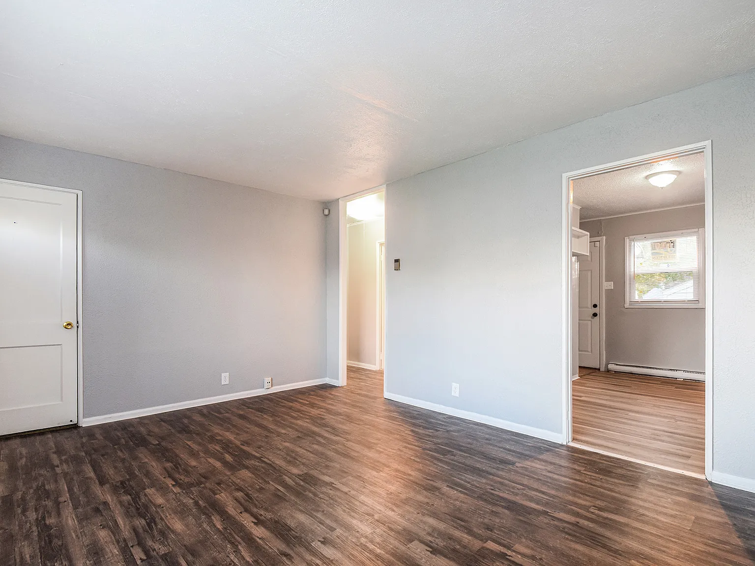 Charming 2 Bedroom Home with Garage and Full Basement — Photo 3