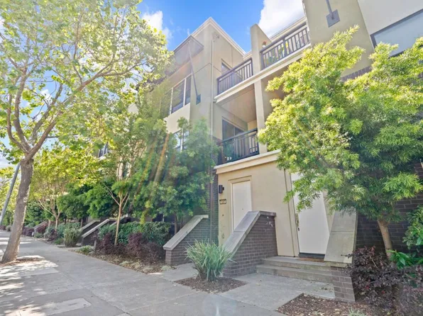 1207 66th St, Oakland, CA 94608