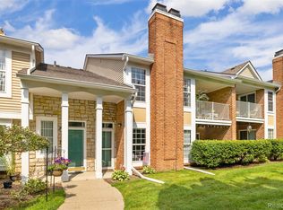 56472 Chesapeake Trl #71, Utica, MI 48316