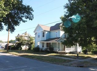 1844 Spruce St, Murphysboro, IL 62966