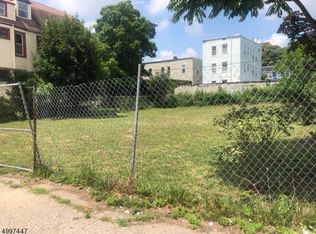 917 Bergen St, Newark, NJ 07112