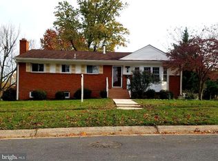 14219 Clayton St, Rockville, MD 20853