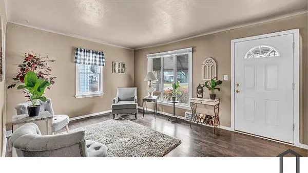 15313 Fernway Dr — Photo 2