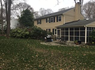 3620 Lido Pl, Fairfax, VA 22031