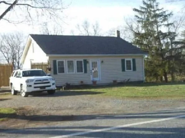 8144 Apple Harvest Dr, Gerrardstown, WV 25420