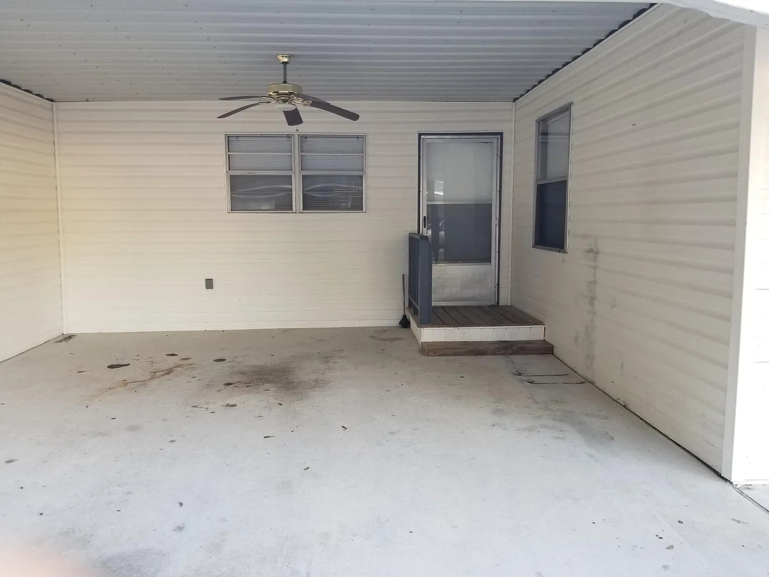 3 bed, 800 sqft, $1,050 — Photo 4
