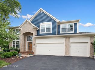 1422 Maidstone Dr, Vernon Hills, IL 60061