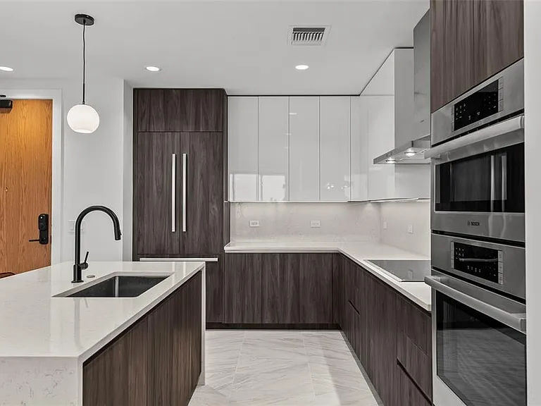 777 3rd Ave N #1502 — Photo 14