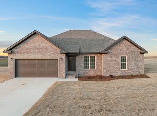 1032 County Road 31, Killen, AL 35645