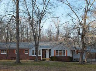 2180 Motlow Creek Rd, Campobello, SC 29322