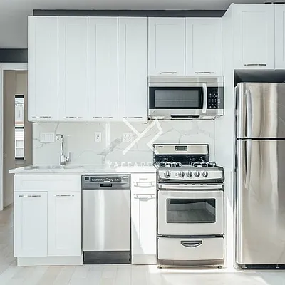 Rented by Yaffa Realty LLC | media 20