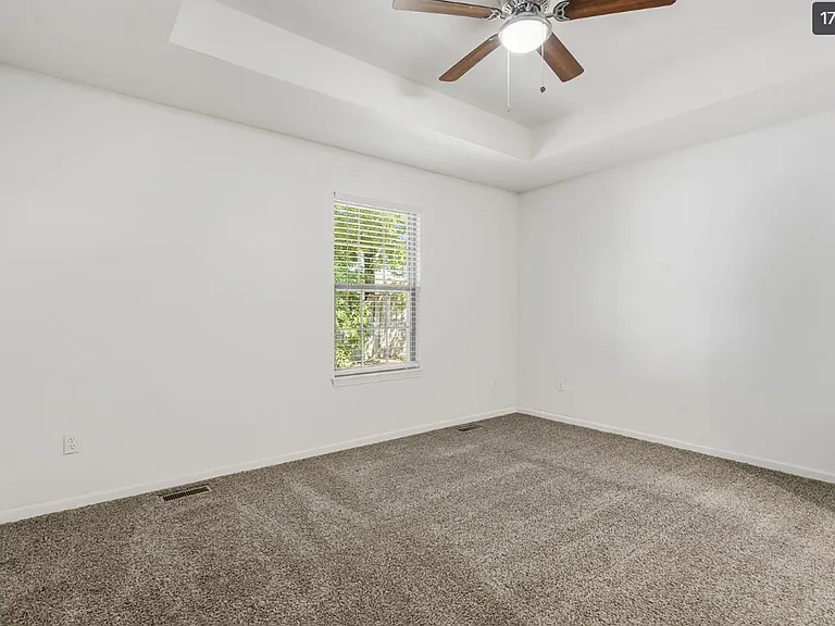 2301 W Bridlewood Trl — Photo 7