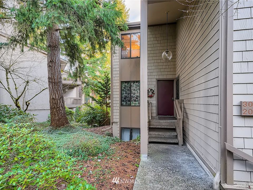 Walkway to the front door