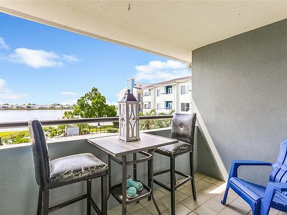 2nd image of 1580 Harbor Dr Unit 214